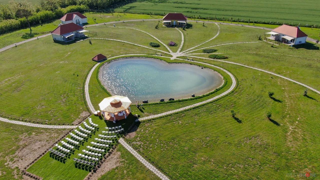 Chalets Franciska Major, Pro Village Sopronkovesd Buitenkant foto